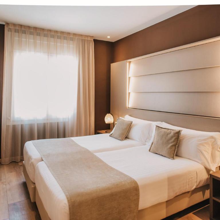 Hotel Windsor Tossa - Adults Only 16 - Habitación Triple - 3