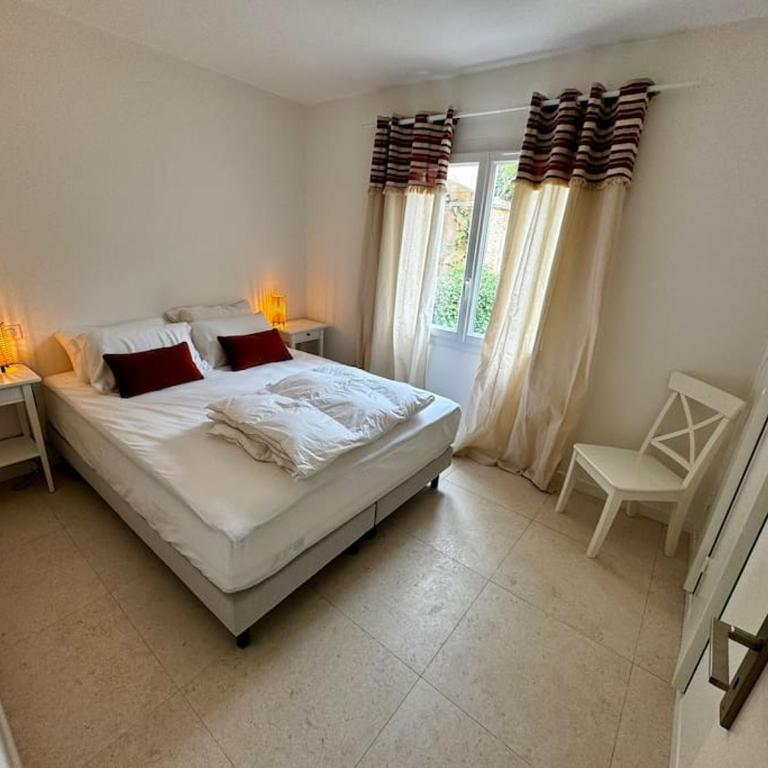 T3 avec jardin - mer, soleil et tout à pied - Two-Bedroom Apartment - 8