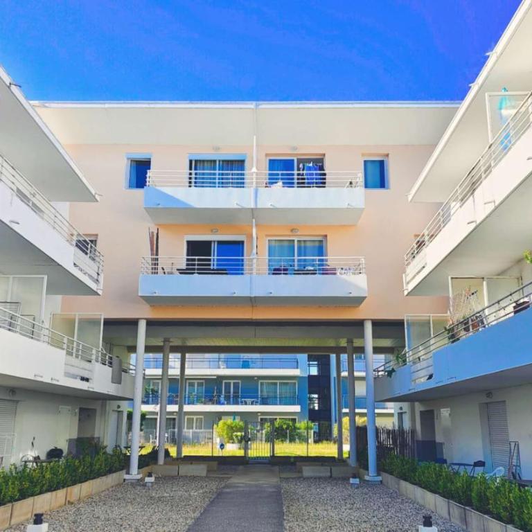 Charmant T2 avec Piscine vue lac aux minimes La Rochelle - Appartement 1 Chambre - 2