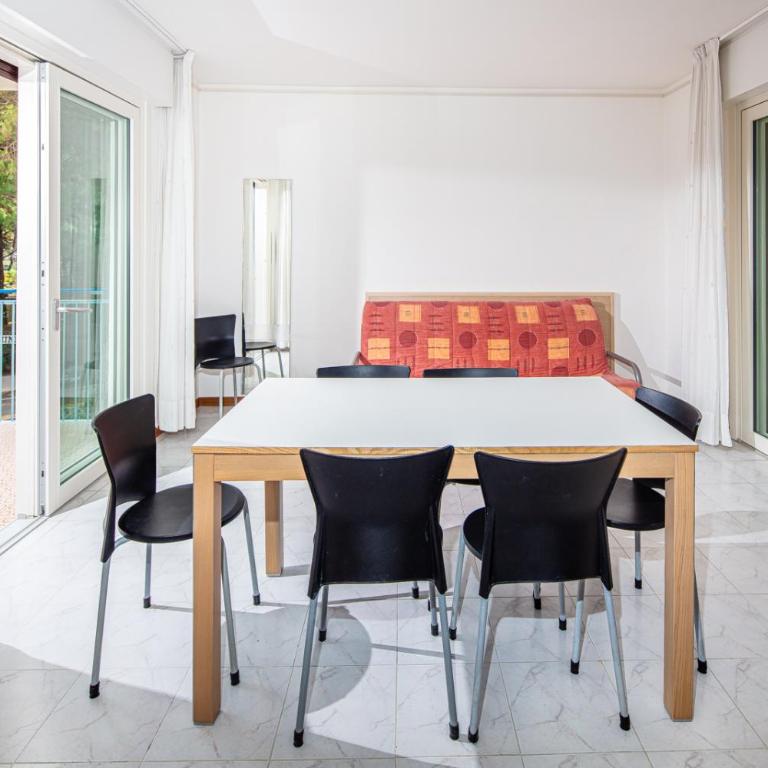 Appartamenti BIANCO NERO - Appartamento con 2 Camere da Letto - Primo Piano - 3