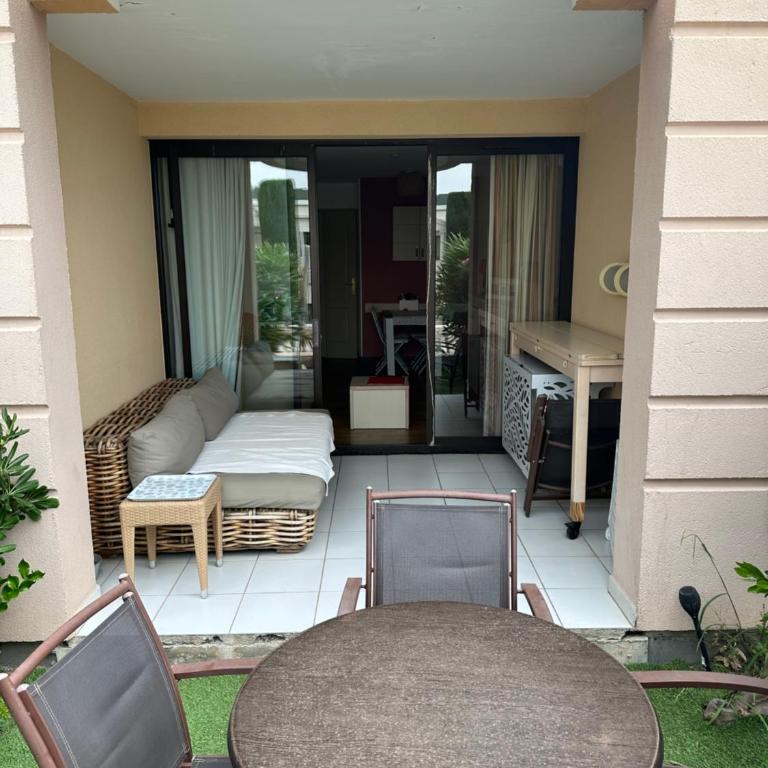 Villa Francia Résidence piscine tennis à 500m des plages de Cannes - Appartement 1 Chambre - 38