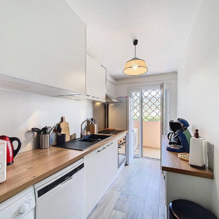 Appartement lumineux près de la plage des Lecques avec wifi et climatisation - FR-1-770-10 - Appartement - 9