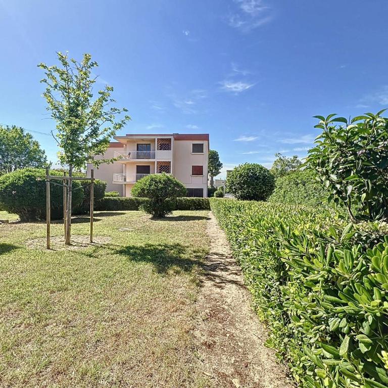 Appartement lumineux près de la plage des Lecques avec wifi et climatisation - FR-1-770-10 - Appartement - 22