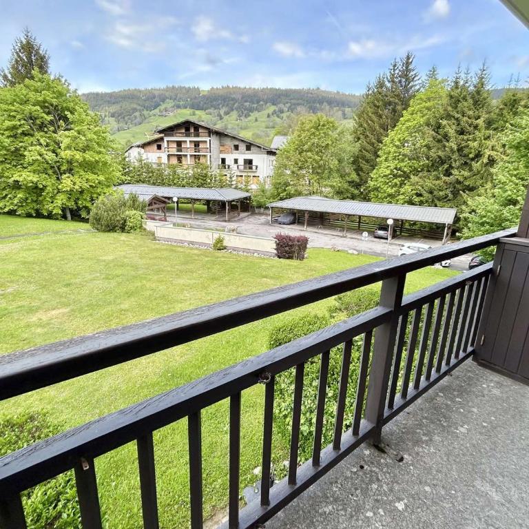 Charmant studio avec balcon exposé sud, casier à skis et parking, proche des pistes à Demi-Quartier - FR-1-597-175 - Appartement - 13