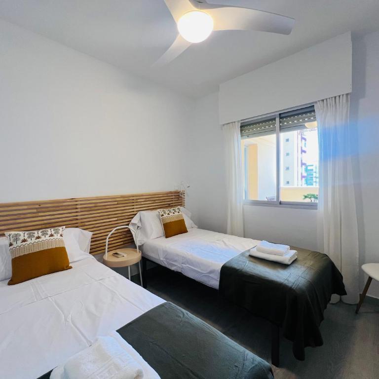 Los Boliches, nuevo, 3D, Wifi, AACC, Para 8 - Three-Bedroom Apartment - 28