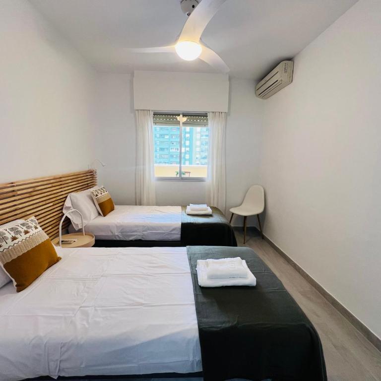 Los Boliches, nuevo, 3D, Wifi, AACC, Para 8 - Three-Bedroom Apartment - 12