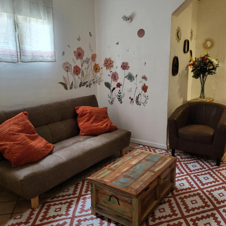 2 pièces Avignon intramuros Place Pie - Appartement 1 Chambre - 4