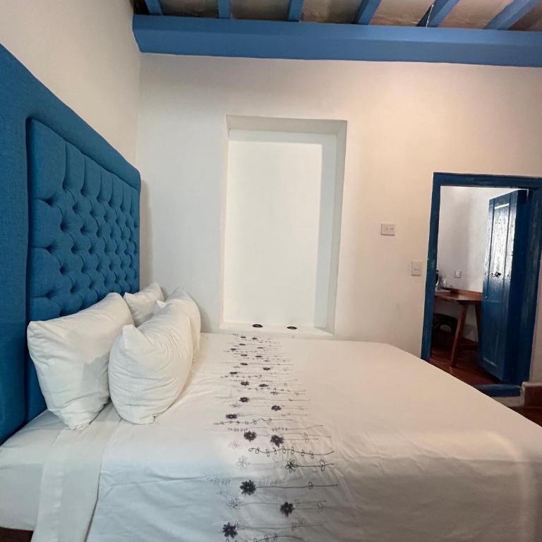 Casa Alonso53 - Five-Bedroom House - 72
