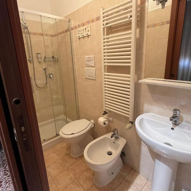 ViaVai Pisa Airport - Double Room with Private Bathroom - 4