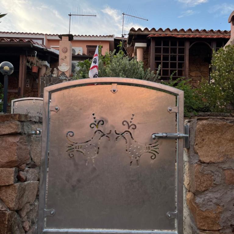 Villetta MP casa sviluppata su due piani con doppia veranda e parcheggio privato - Appartamento con 2 Camere da Letto - 23