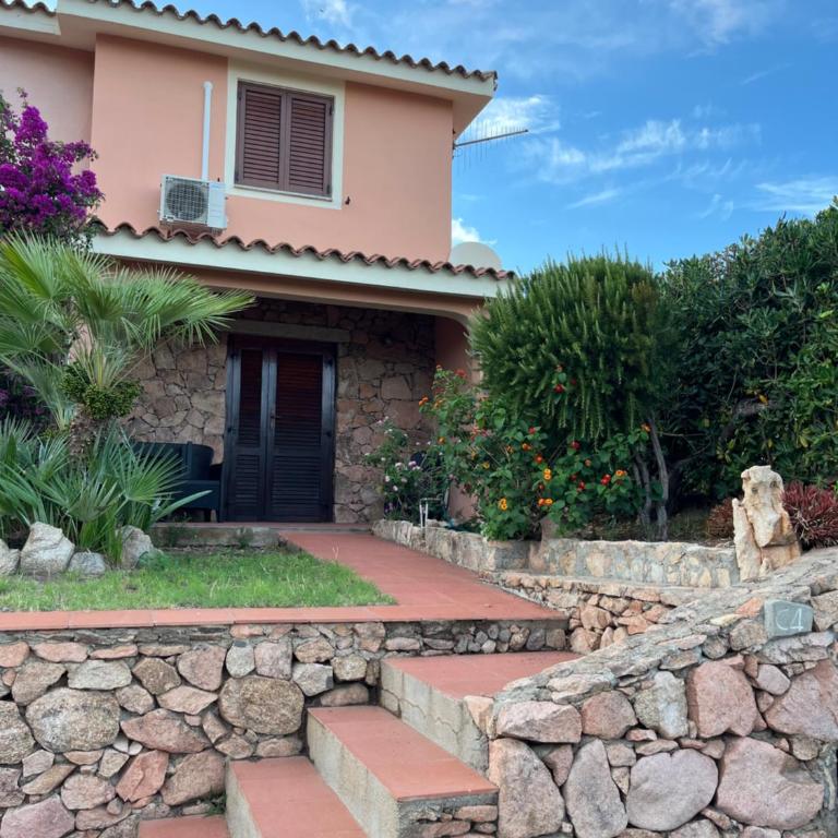 Villetta MP casa sviluppata su due piani con doppia veranda e parcheggio privato - Appartamento con 2 Camere da Letto - 33