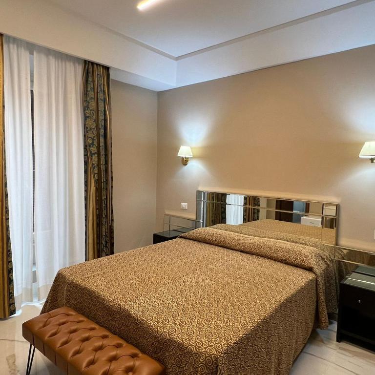 Hotel Garda - Camera Matrimoniale/Doppia con Letti Singoli - 10