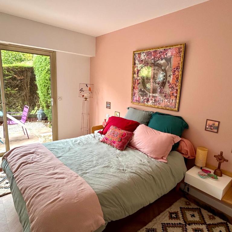 Superbe 3P bohème, Juan les pins, jardin, calme et proche de la mer - Two-Bedroom Apartment - 8