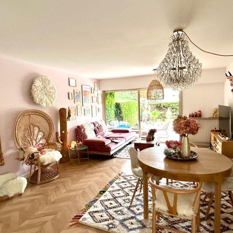 Superbe 3P bohème, Juan les pins, jardin, calme et proche de la mer - Two-Bedroom Apartment - 1