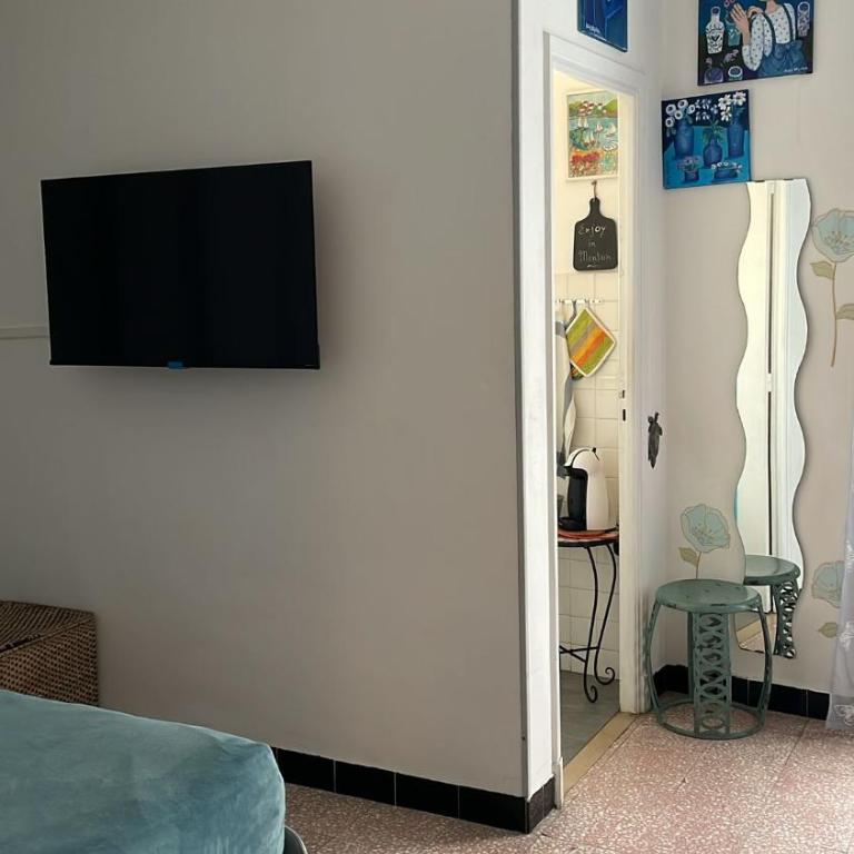 Welcome in the cozy blue nest pedestrian Menton - Studio - 18
