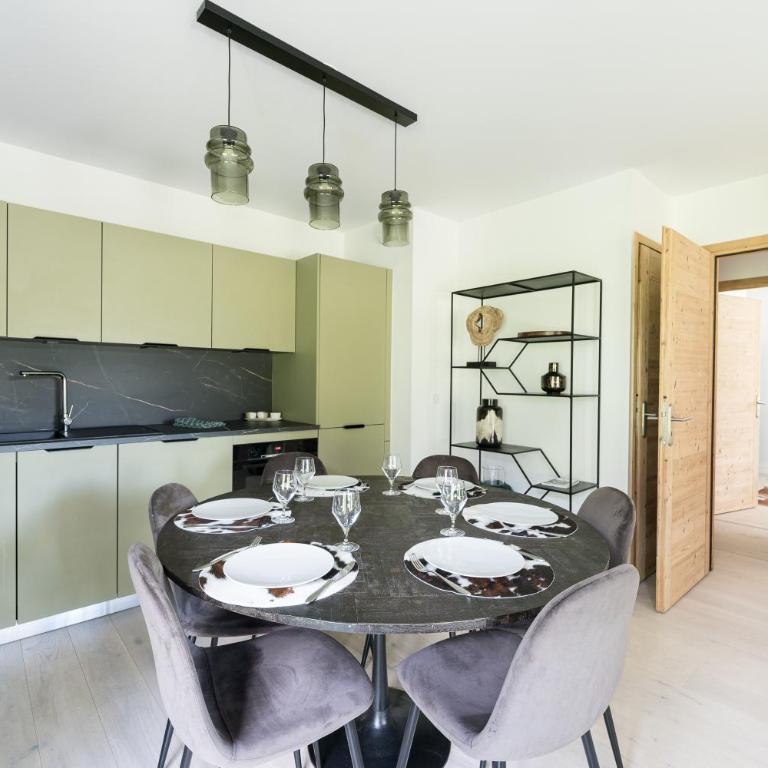SUNNY MEGEVE - Luxury Flat with services - Appartement 2 Chambres - 5