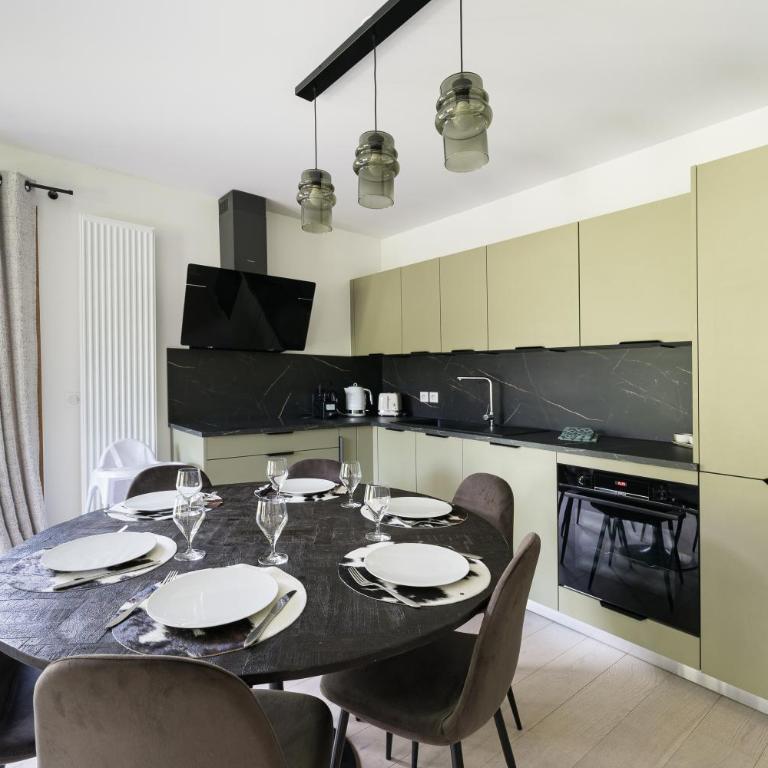 SUNNY MEGEVE - Luxury Flat with services - Appartement 2 Chambres - 6