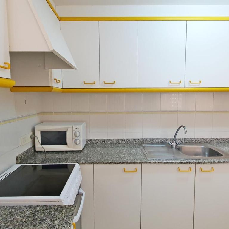 JARDINES I y II - GANDIA - Alquiler solo a familias - Apartamento Deluxe de 2 dormitorios - 10