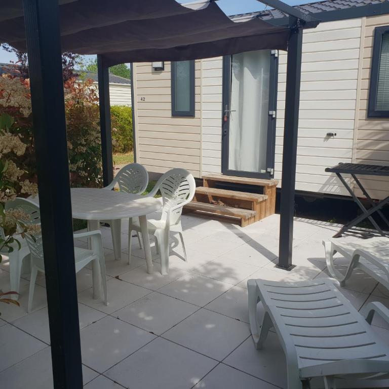 CAMPING RÊVE DES ILES - Petit Mobile Home 2 Chambres Confort - 8