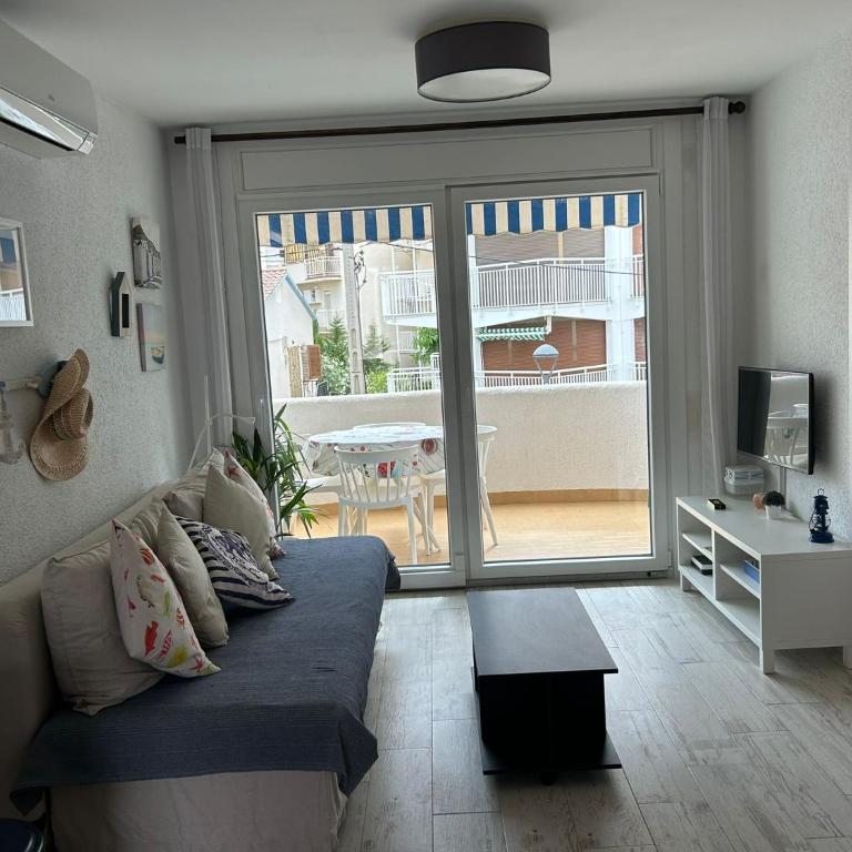 La Marinada - Two-Bedroom Apartment - 3