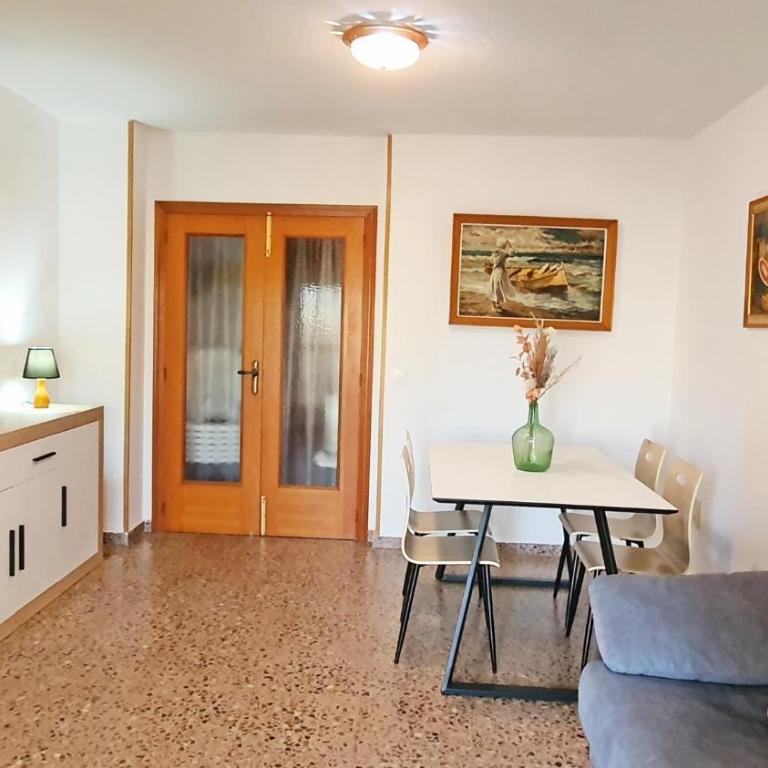 JARDINES I y II - GANDIA - Alquiler solo a familias - Apartamento Deluxe de 2 dormitorios - 20