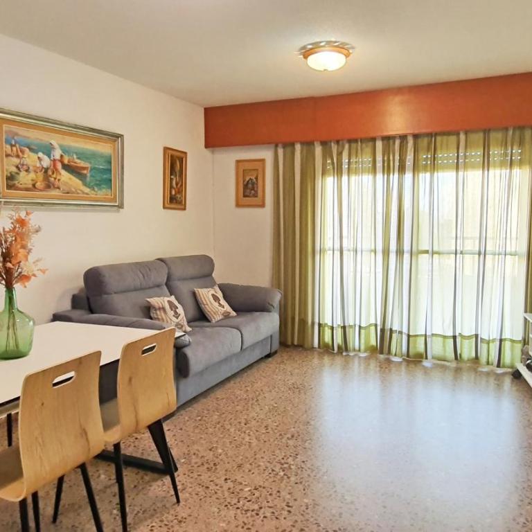 JARDINES I y II - GANDIA - Alquiler solo a familias - Apartamento Deluxe de 2 dormitorios - 24
