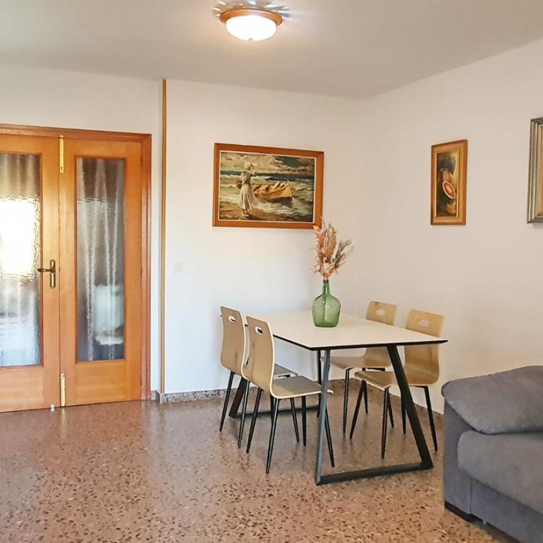 JARDINES I y II - GANDIA - Alquiler solo a familias - Apartamento Deluxe de 2 dormitorios - 26