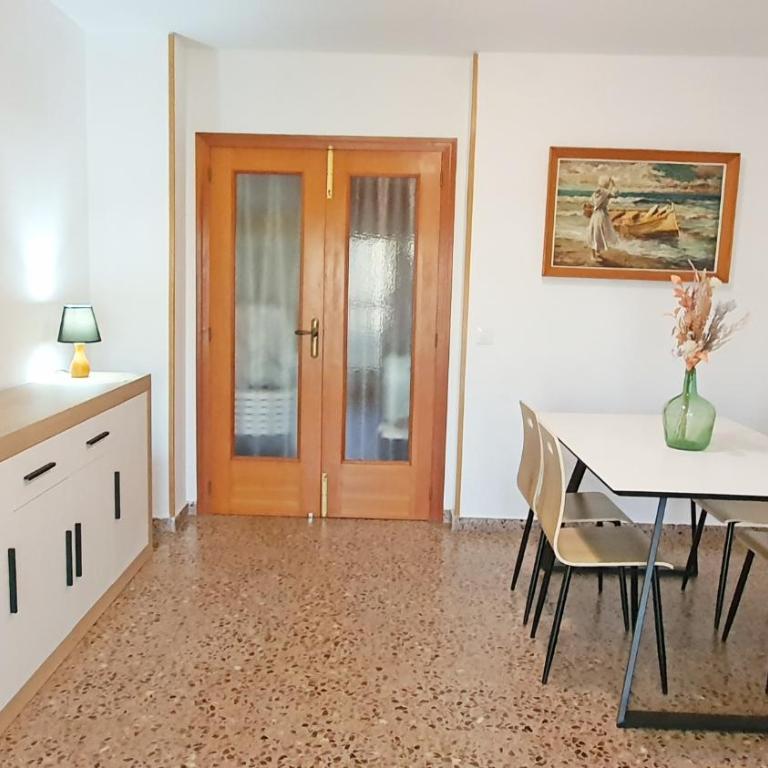 JARDINES I y II - GANDIA - Alquiler solo a familias - Apartamento Deluxe de 2 dormitorios - 30