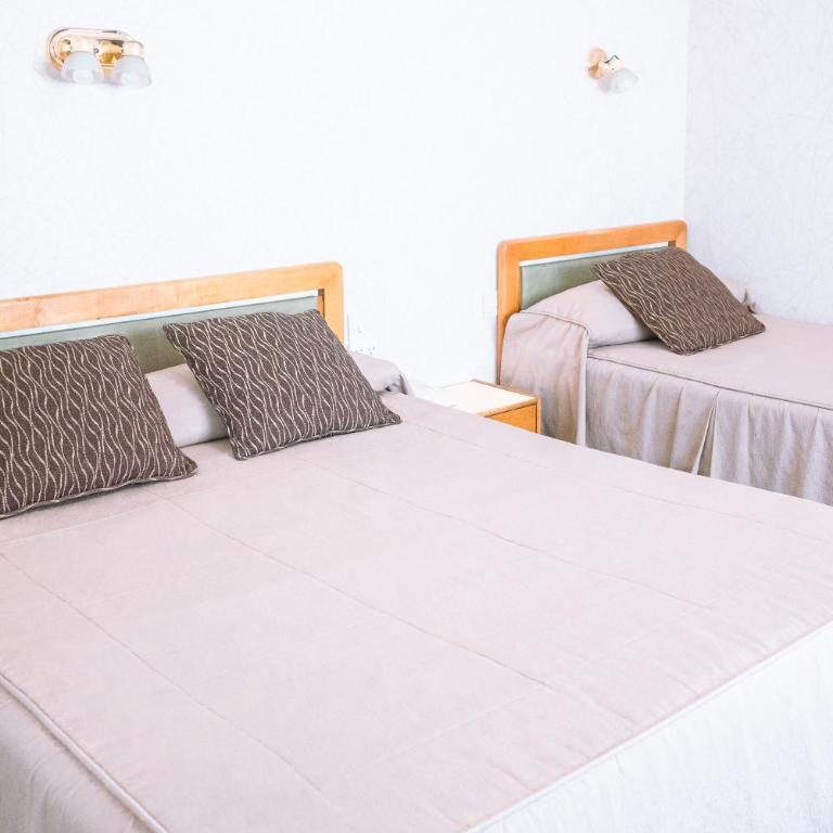 Hotel Libertador - Habitación Triple Estándar - 4