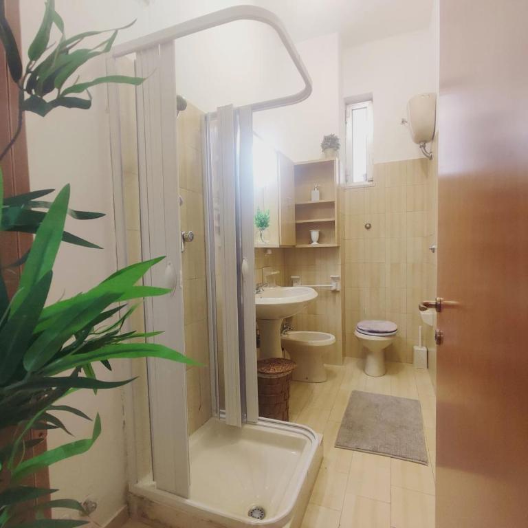 Casa Laura in centro - Two-Bedroom Apartment - 11