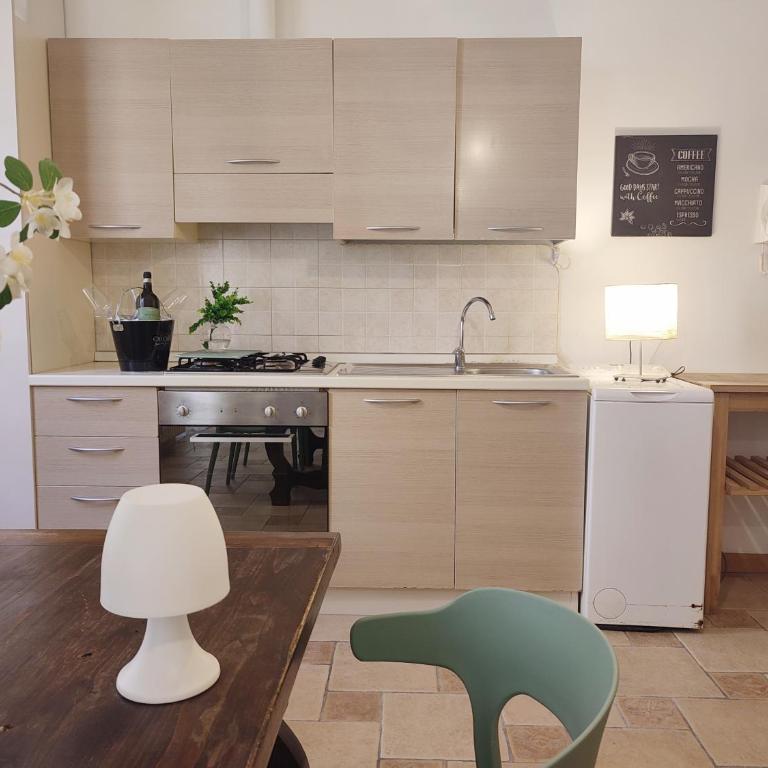 Casa Laura in centro - Two-Bedroom Apartment - 31