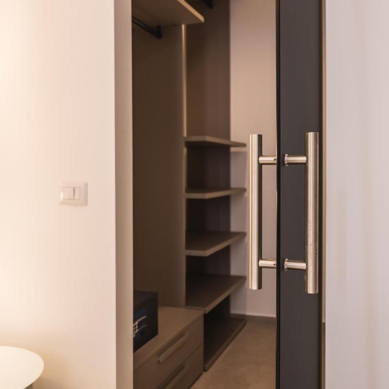 Atena Room - Camera Tripla Basic - 3