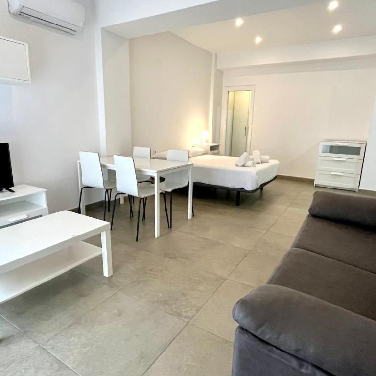 Apartamentos Pintor Losada - Estudio - 6