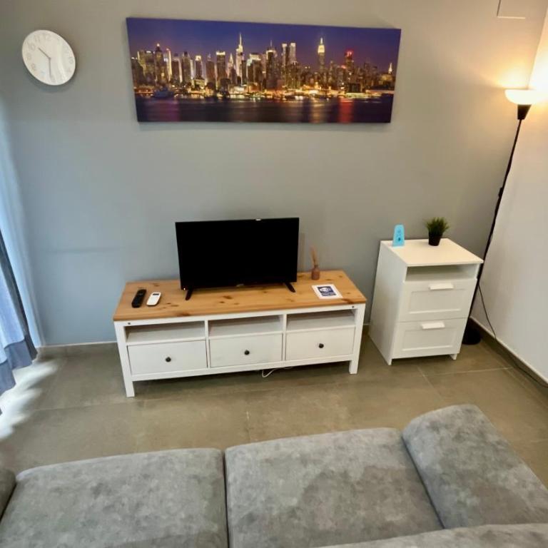 Apartamentos Pintor Losada - Estudio - 10
