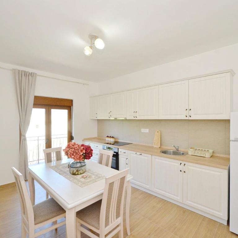 New modern place near seaside VLADAN - One-Bedroom Apartment - 42