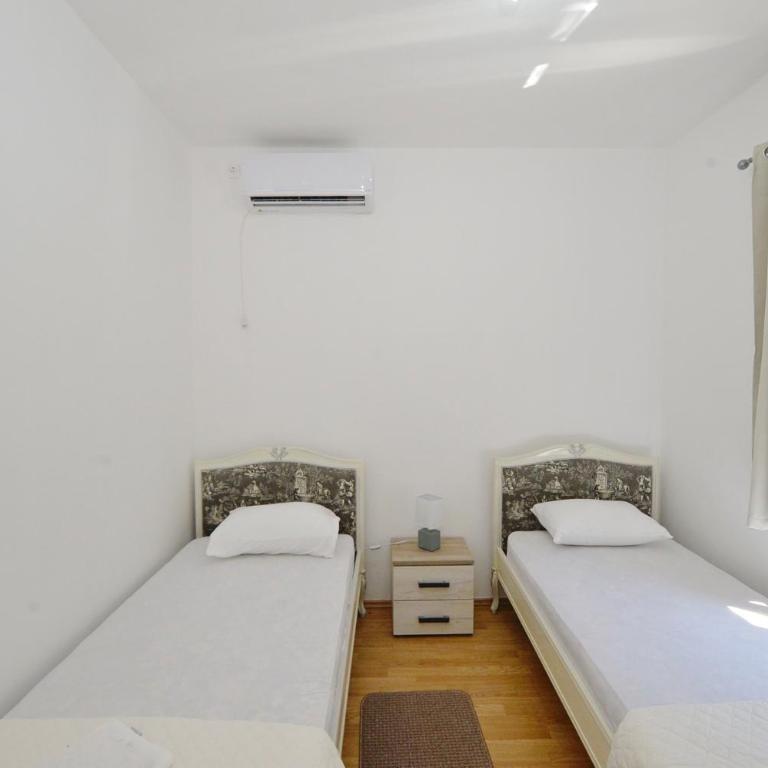 New modern place near seaside VLADAN - One-Bedroom Apartment - 61