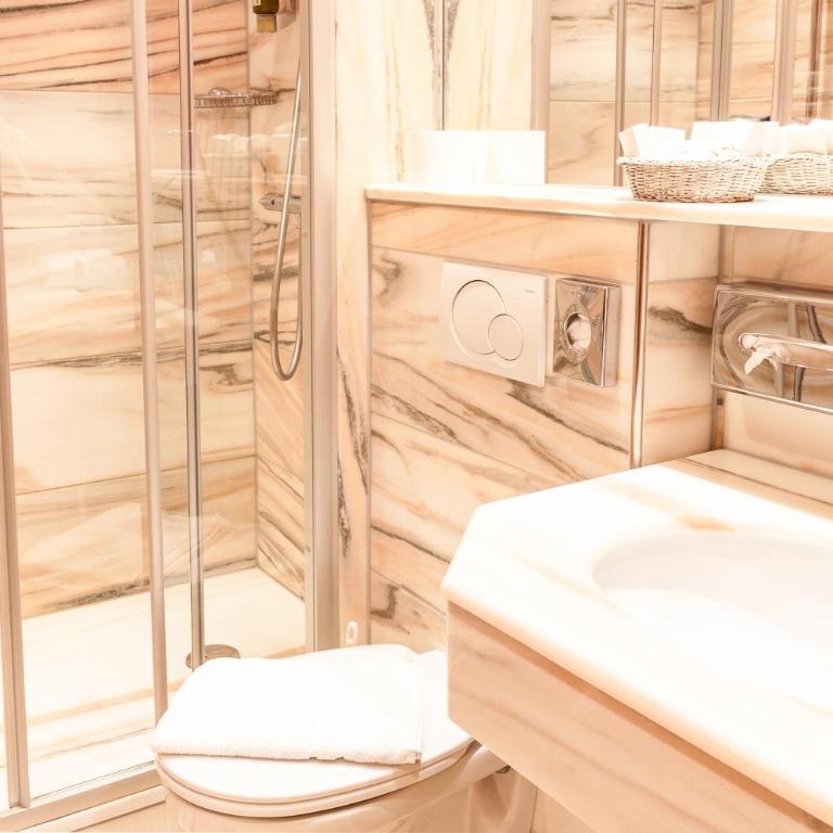 Schlosshotel Seewirt - Doppelzimmer - 14