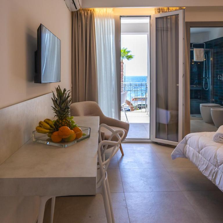 Atena Room - Camera Deluxe Matrimoniale con Vista Mare - 3
