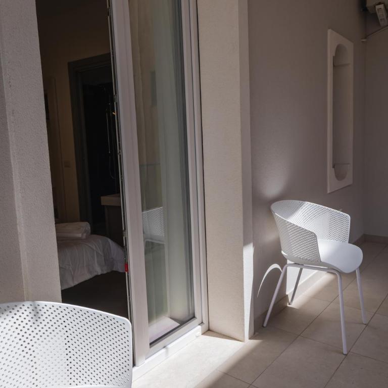 Atena Room - Camera Matrimoniale con Balcone e Vista Mare - 2