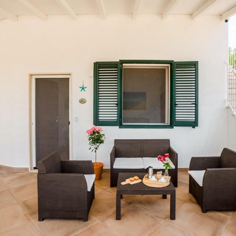 Casa Vacanze Vento del Sud - Monolocale con Vista Giardino - 2