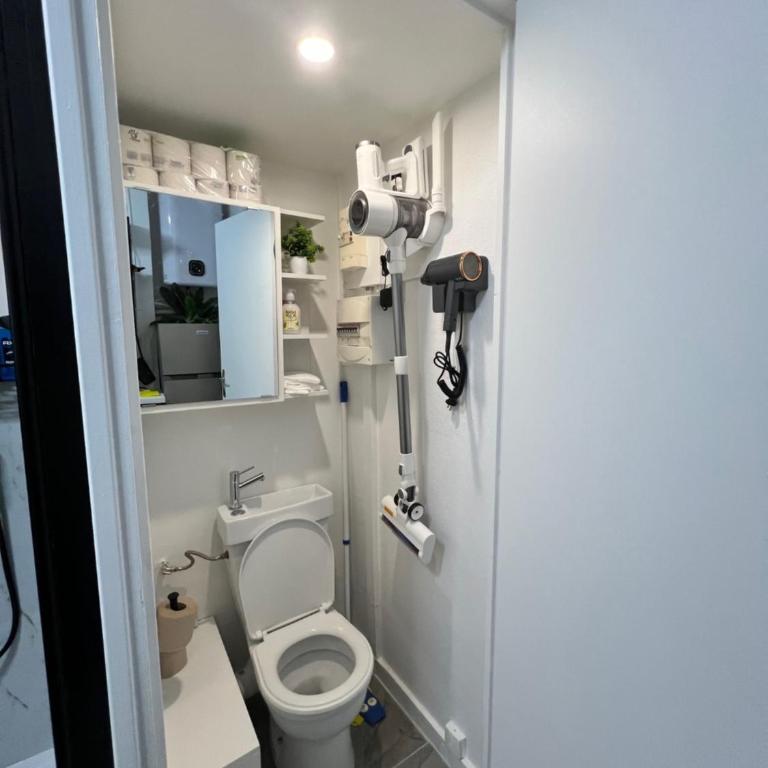 PARIS BASTILLE BERCY GARE DE LYON CHAMBRE CLIMATISEE 9m2 idéal 1 pers ,max 2 pers - Appartement 1 Chambre - 18