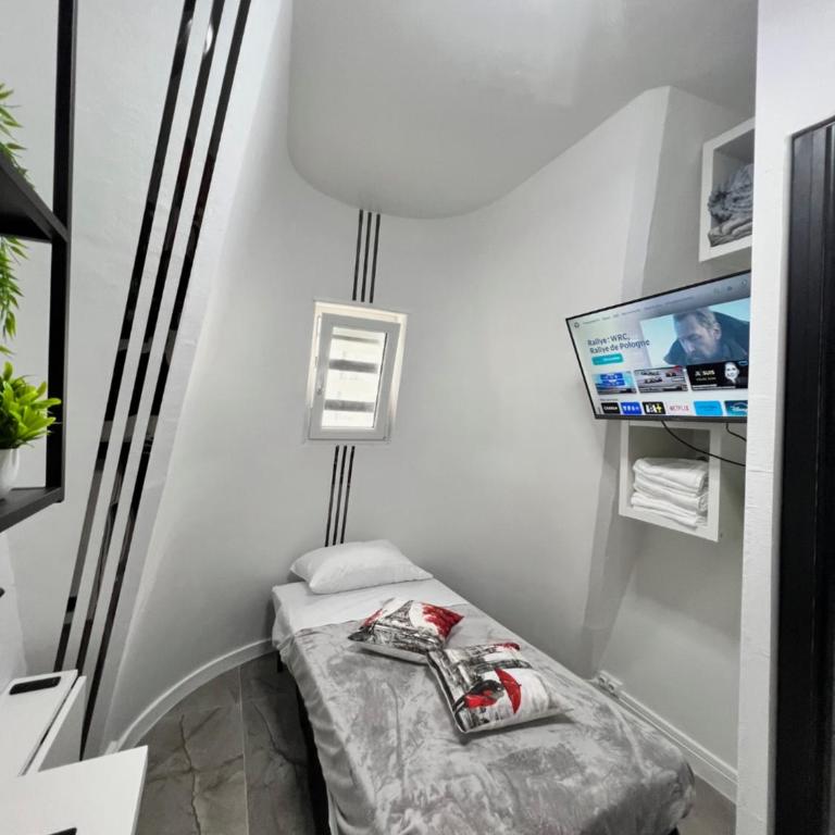 PARIS BASTILLE BERCY GARE DE LYON CHAMBRE CLIMATISEE 9m2 idéal 1 pers ,max 2 pers - Appartement 1 Chambre - 30