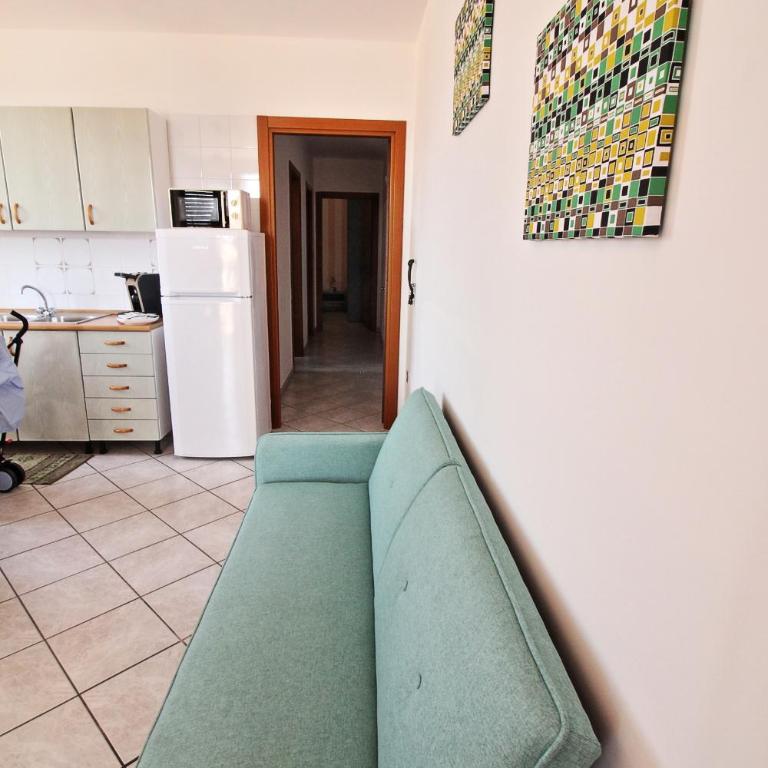 Residence Mare Azzurro - Appartamento con Balcone - 7