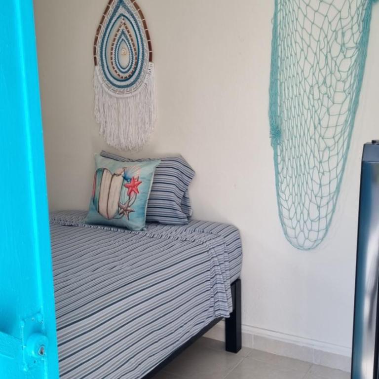 On The Beach Seaside Sunrise Haven 4 Sea View - Three-Bedroom Apartment - 46