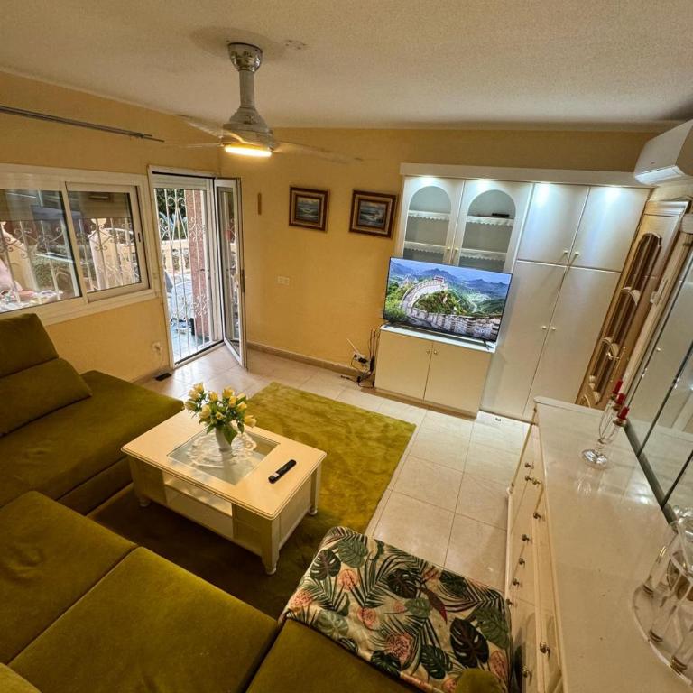 Super terrace Levante front line Apartment Los Ranchos self check-in, free parking - Two-Bedroom Apartment - 13