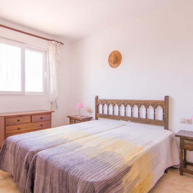Bungalow con piscina - CalpePark - Three-Bedroom Apartment - 9