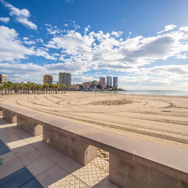 Beautiful Apartment In Oropesa Del Mar With Wifi - Apartamento de 2 dormitorios - 17