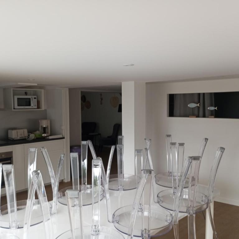 Agréable Villa avec piscine, 12 personnes - Maison 6 Chambres - 21