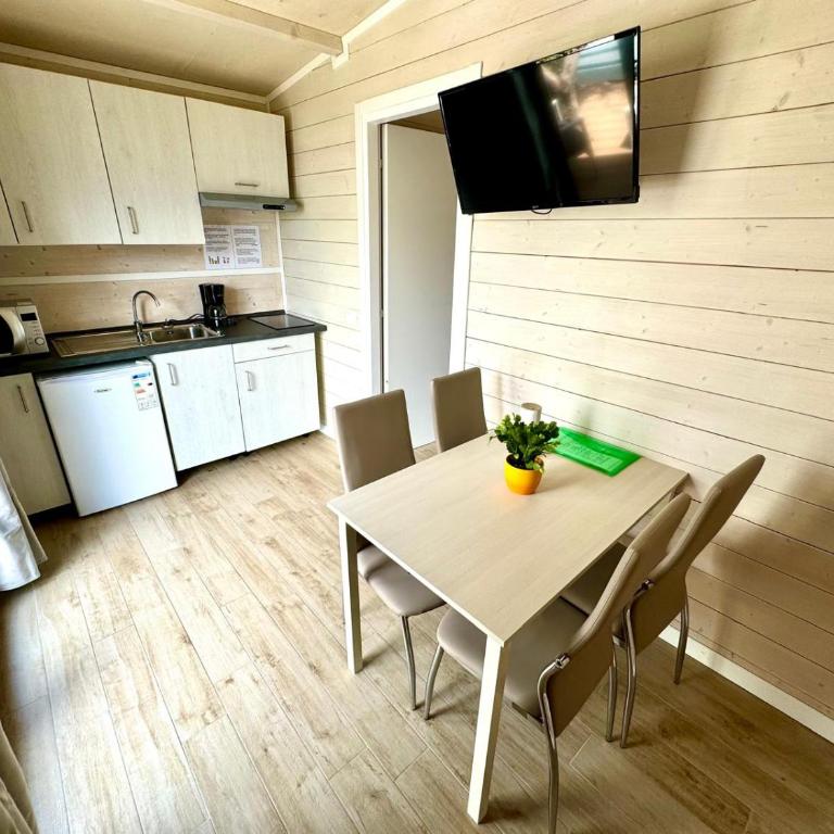 Monja Camping Village - Bungalow Familiare - 4