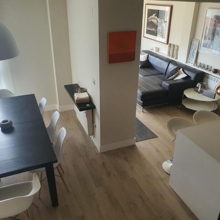 Luminoso y moderno dúplex familiar - Apartamento de 3 dormitorios - 2
